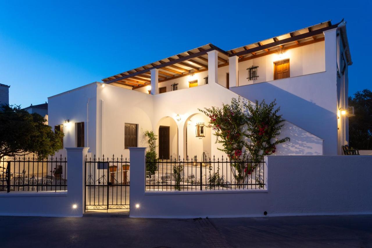Villa Kriezi Spetses Town Ngoại thất bức ảnh