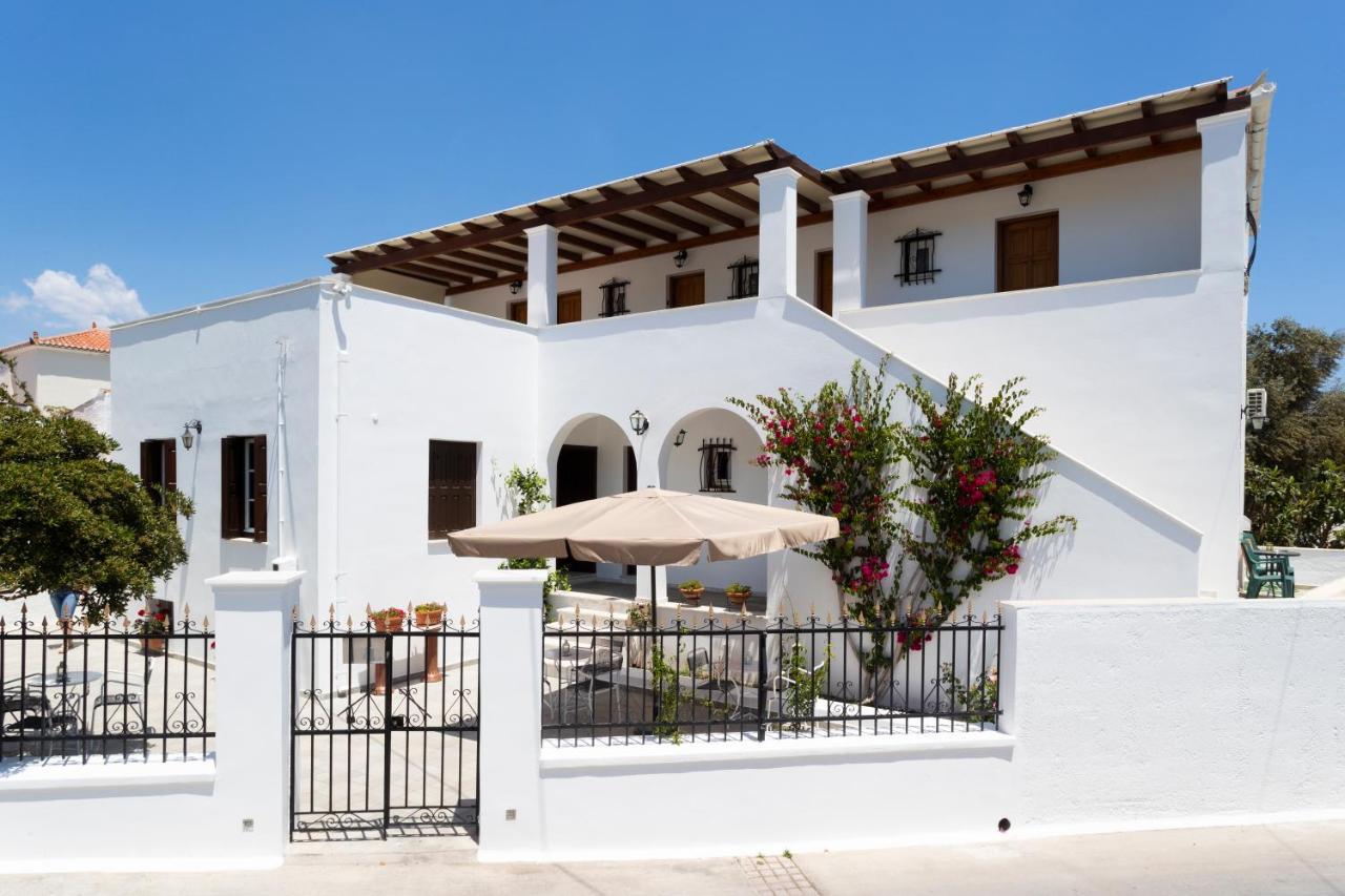 Villa Kriezi Spetses Town Ngoại thất bức ảnh