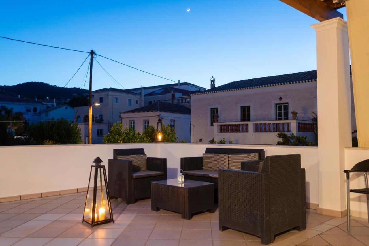 Villa Kriezi Spetses Town Ngoại thất bức ảnh